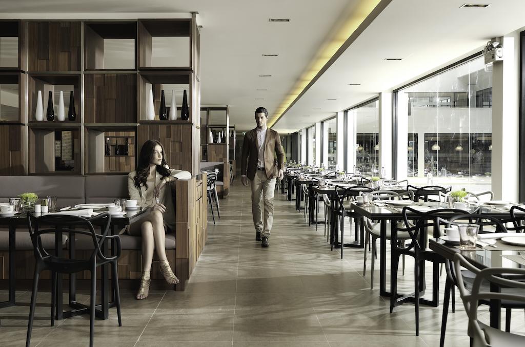 S Ratchada Leisure Hotel - Sha Plus Bangkok Exterior foto The restaurant