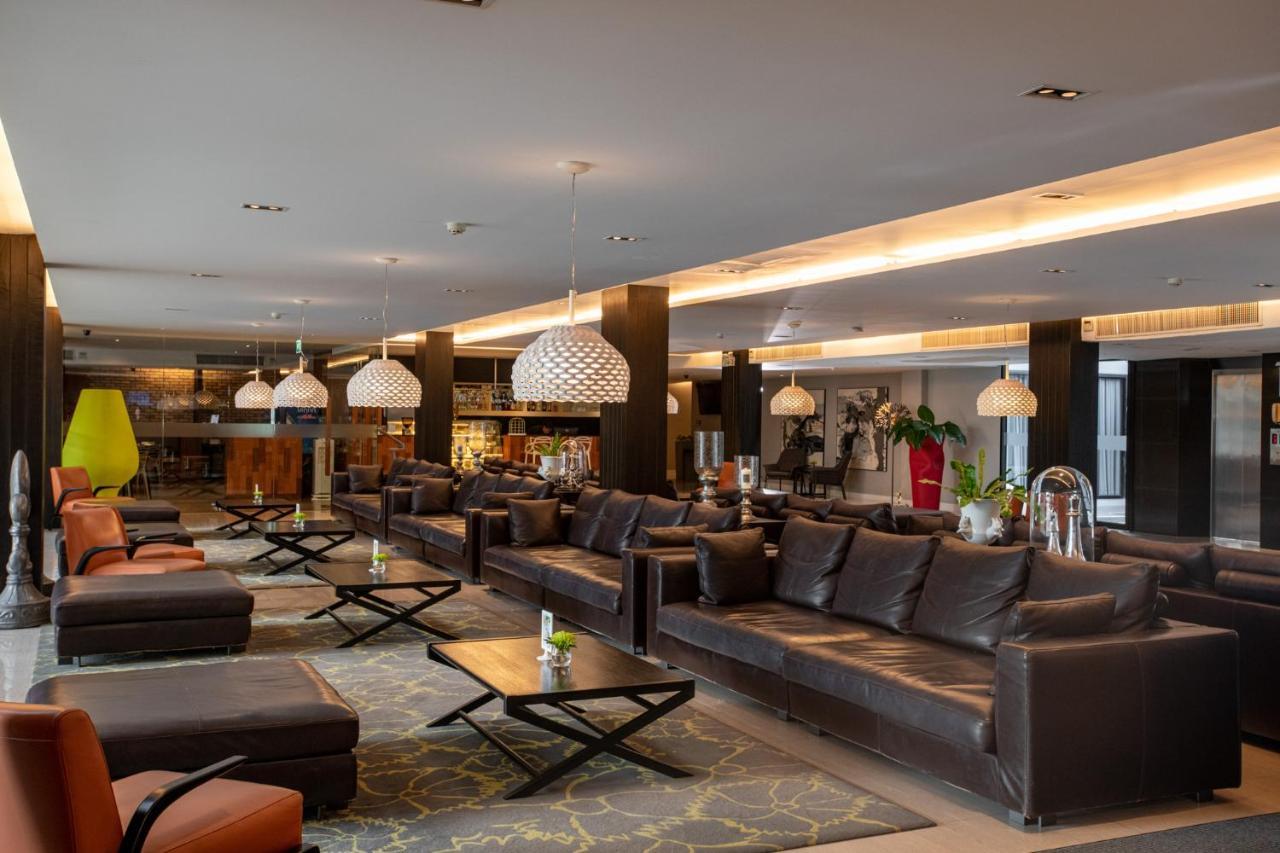 S Ratchada Leisure Hotel - Sha Plus Bangkok Exterior foto The lobby of the hotel